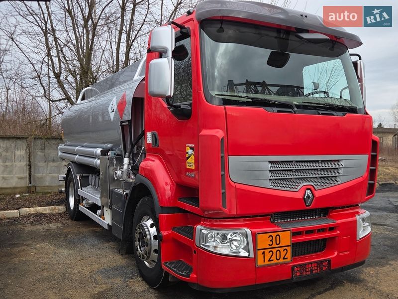 Бензовоз Renault Premium 2011 в Черновцах