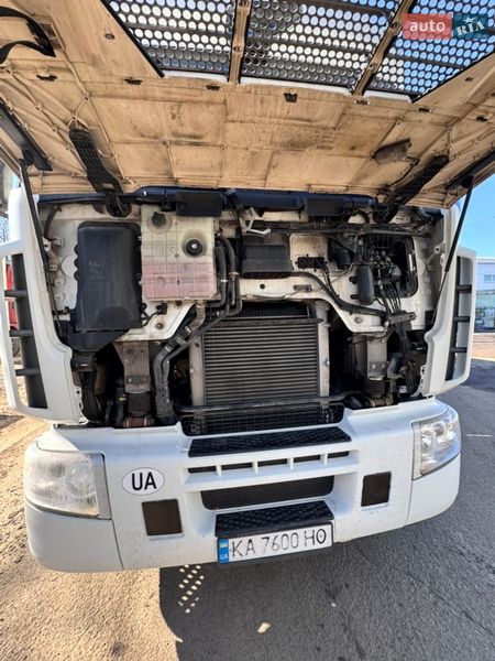 Тягач Renault Premium 2013 в Броварах