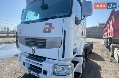 Тягач Renault Premium 2011 в Шептицькому