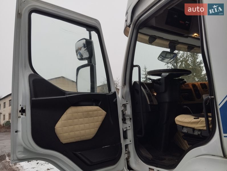 Тягач Renault Premium 2010 в Немирове