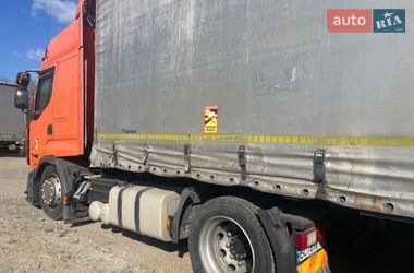 Тягач Renault Premium 2012 в Новояворівську