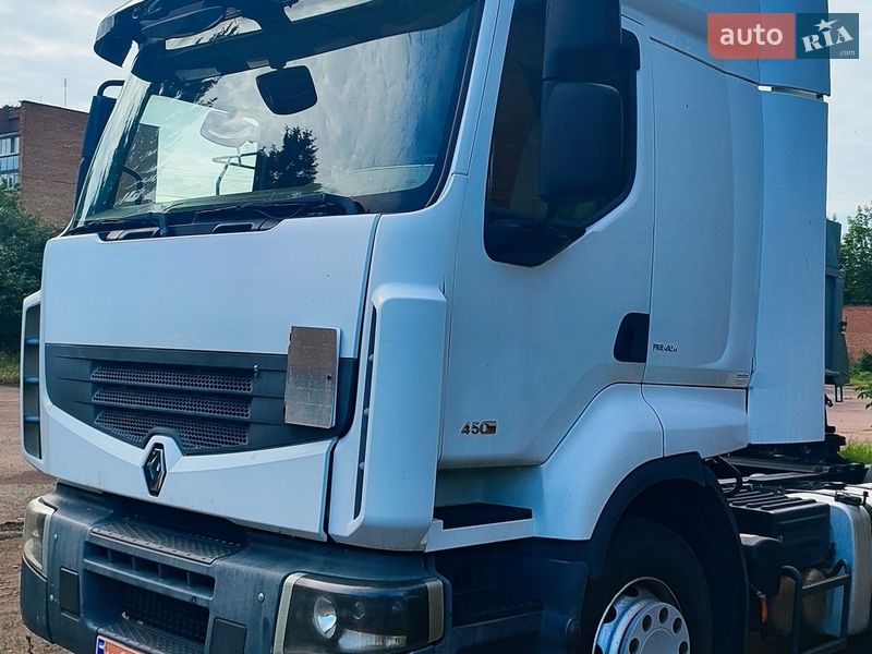 Тягач Renault Premium 2009 в Нежине