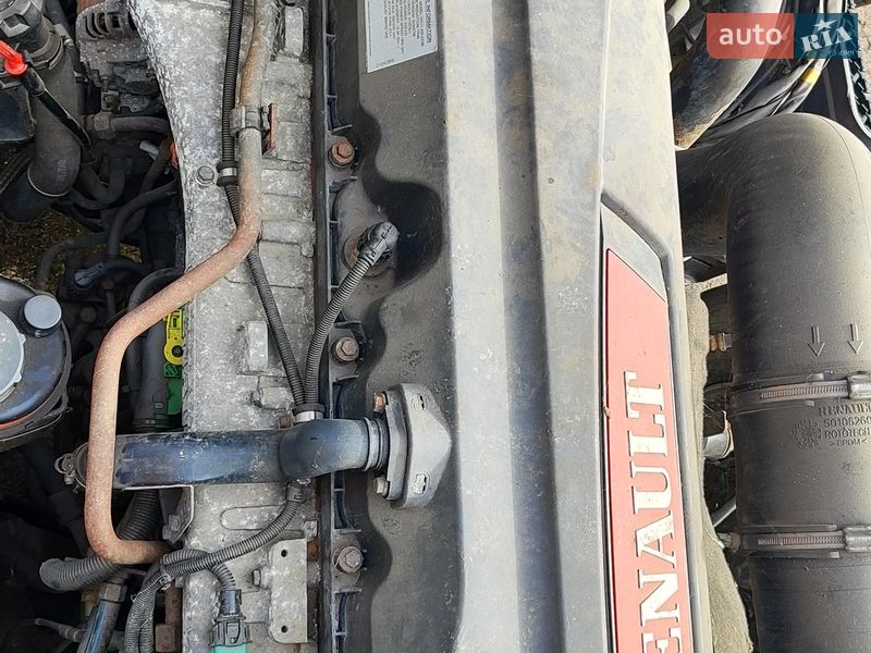 Тягач Renault Premium 2009 в Нежине