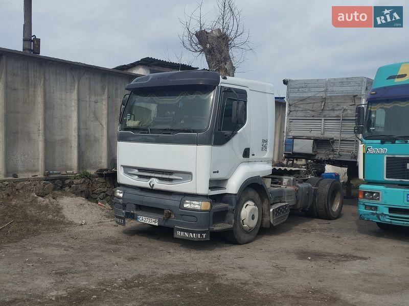 Тягач Renault Premium 1998 в Каневе