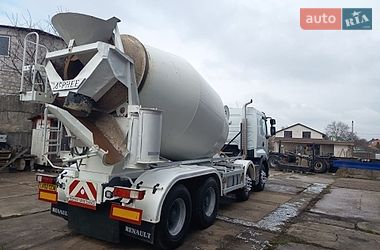Бетоноукладчик Renault Premium 2013 в Житомире