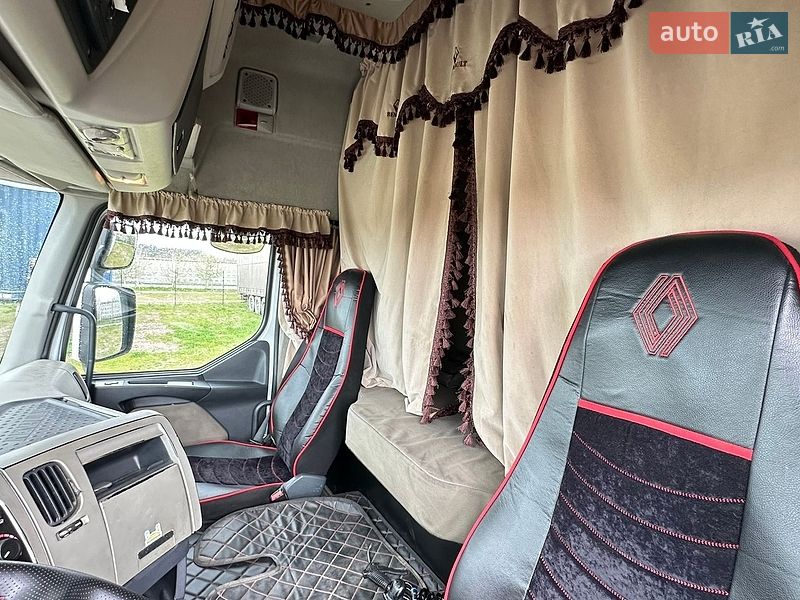 Тягач Renault Premium 2011 в Києві