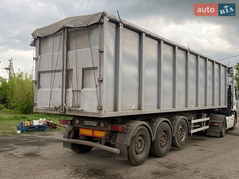 Тягач Renault Premium 2010 в Дніпрі