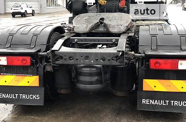 Тягач Renault Range T/T-Series  2015 в 