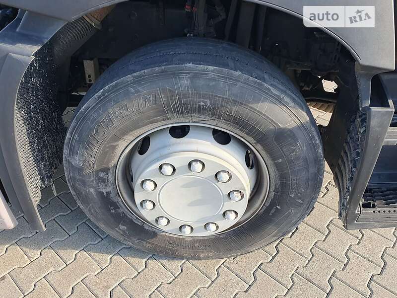 Тягач Renault Range T/T-Series  2015 в Киеве