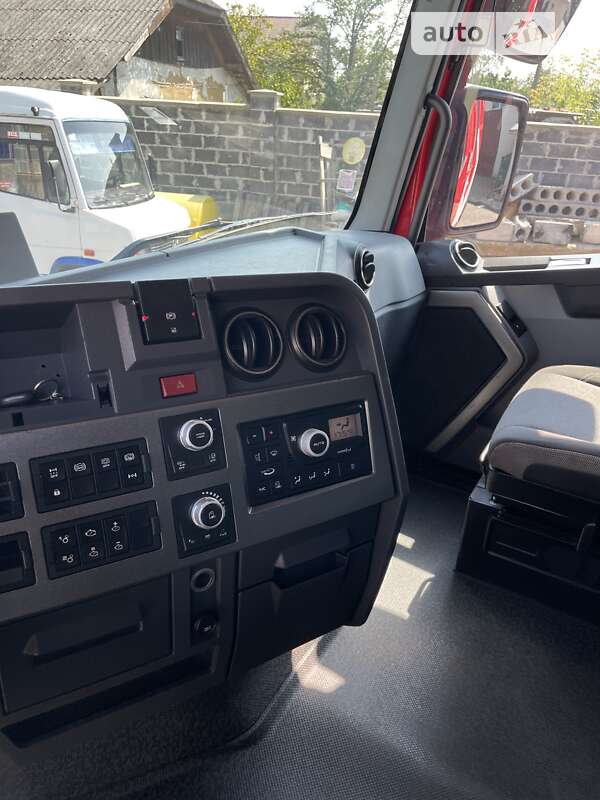 Тягач Renault Range T/T-Series  2014 в Калуші