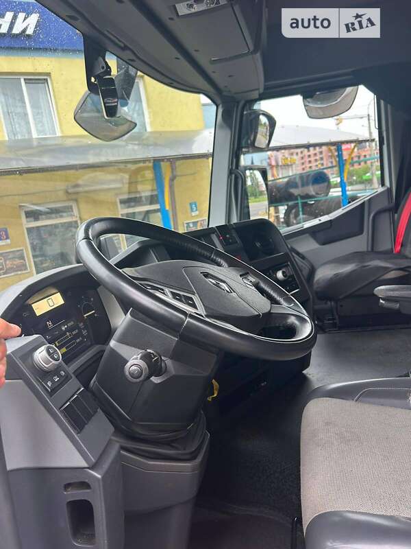 Тягач Renault Range T/T-Series  2014 в Івано-Франківську