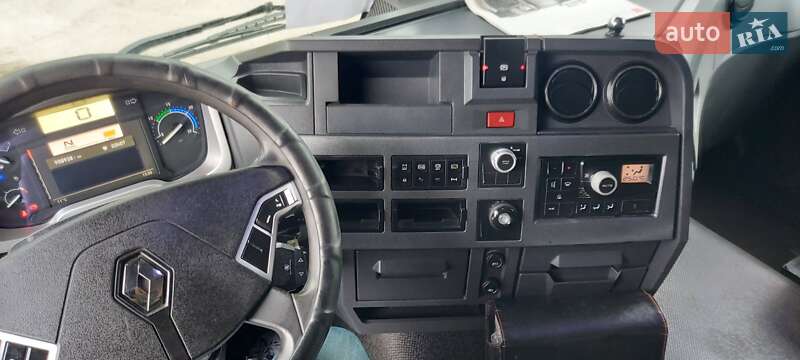 Тягач Renault Range T/T-Series  2014 в Кам'янському