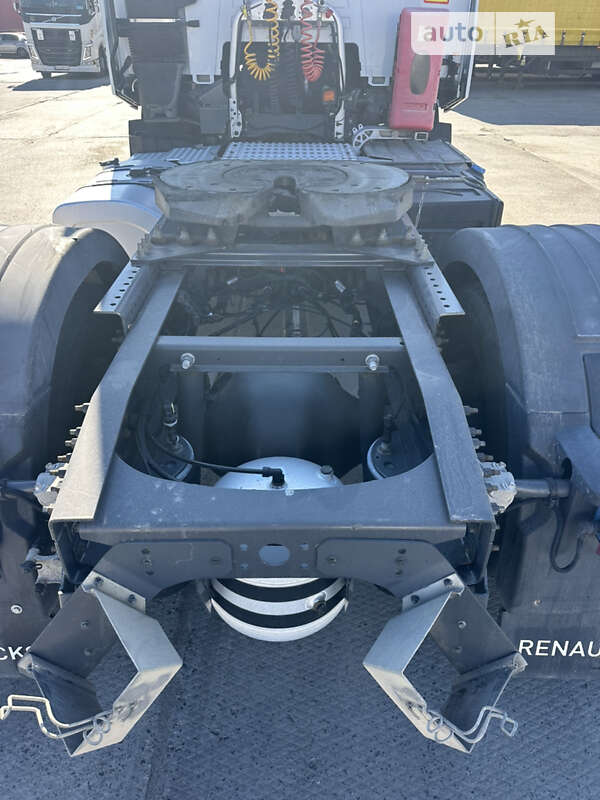 Тягач Renault Range T/T-Series  2015 в Києві