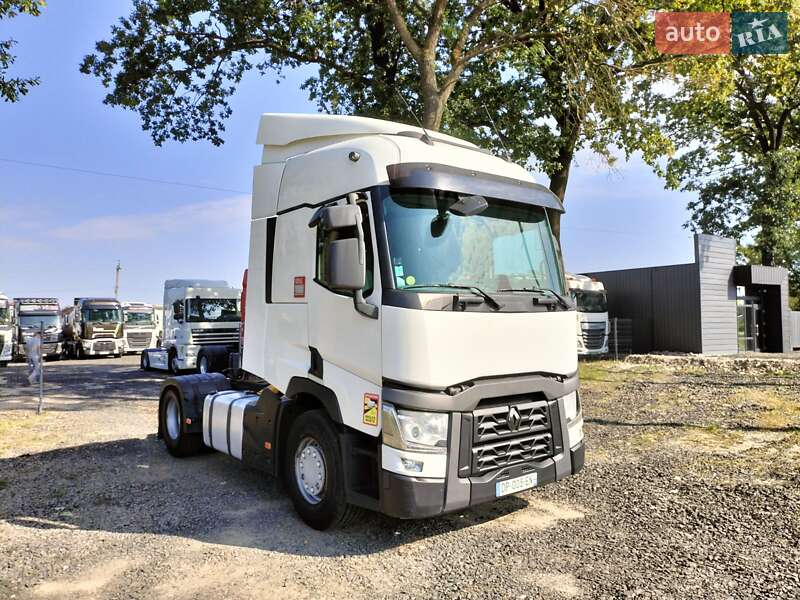 Тягач Renault Range T/T-Series  2015 в Луцке