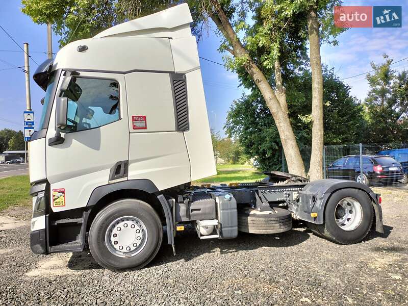 Тягач Renault Range T/T-Series  2015 в Луцке