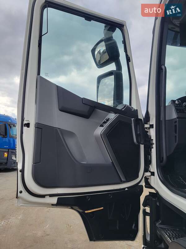Тягач Renault Range T/T-Series  2014 в Ровно