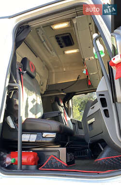Тягач Renault Range T/T-Series  2014 в 