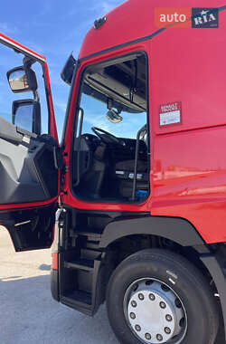 Тягач Renault Range T/T-Series  2016 в 