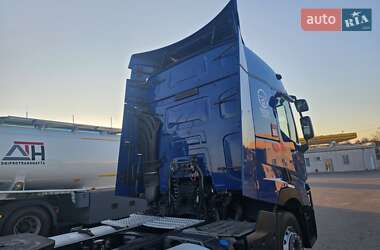 Тягач Renault Range T/T-Series  2015 в 