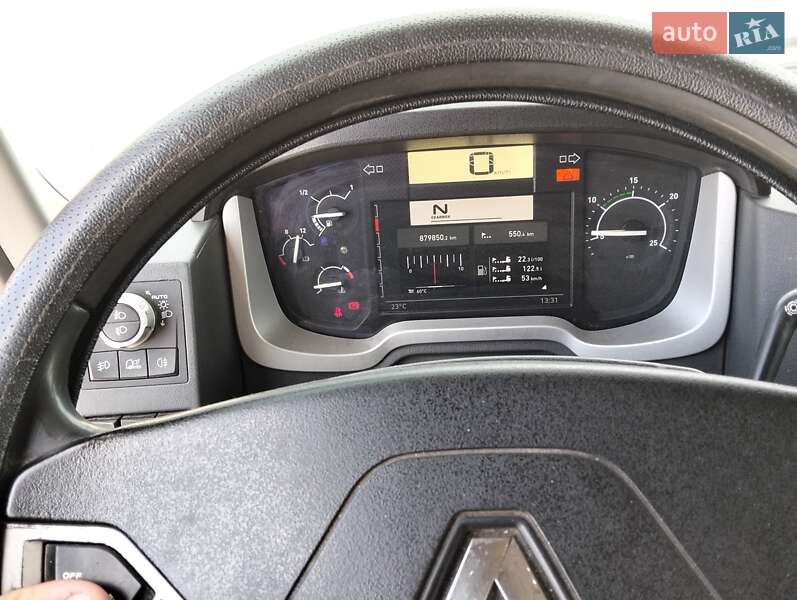 Тягач Renault Range T/T-Series  2015 в Житомирі
