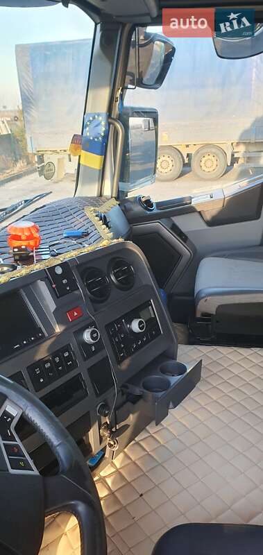 Тягач Renault Range T/T-Series  2015 в Львові