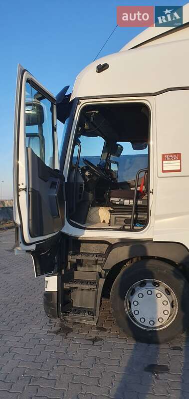 Тягач Renault Range T/T-Series  2015 в Львові