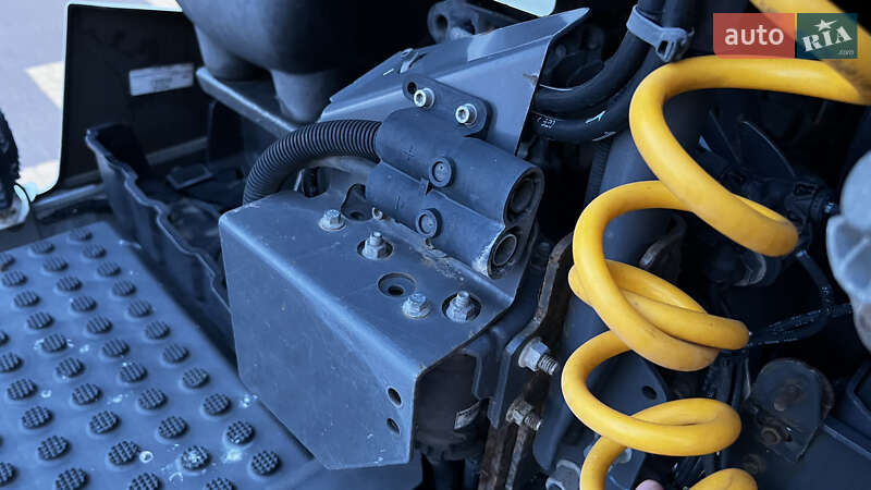 Тягач Renault Range T/T-Series  2015 в Тернополі