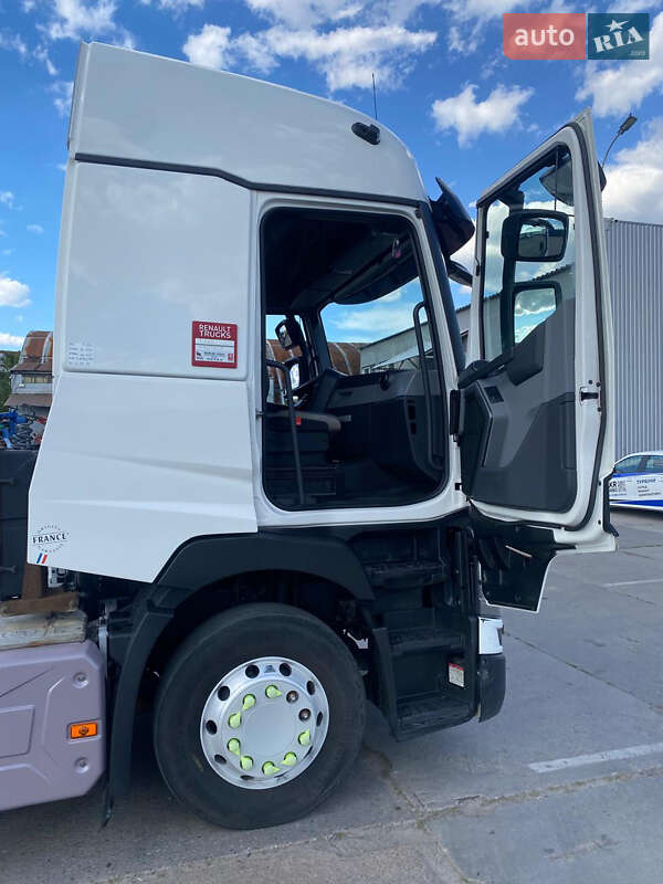 Тягач Renault Range T/T-Series  2015 в Києві