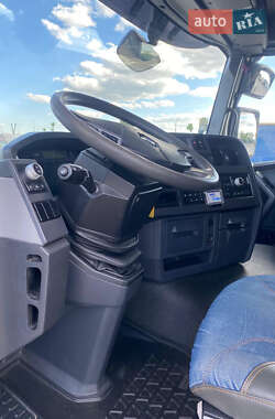 Тягач Renault Range T/T-Series  2015 в 