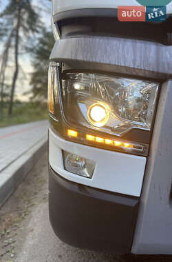 Тягач Renault Range T/T-Series  2015 в 