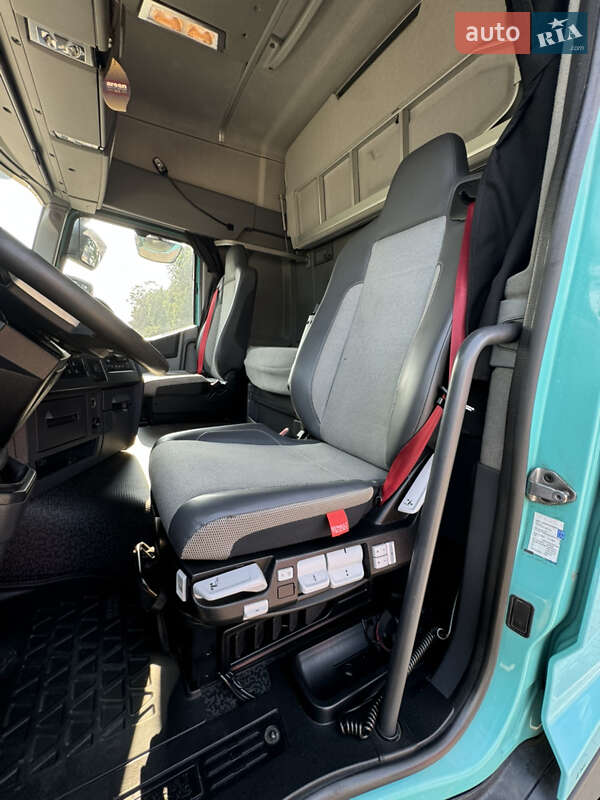 Тягач Renault Range T/T-Series  2015 в Чернівцях