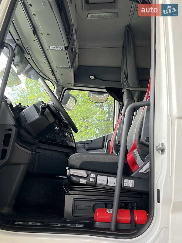 Зерновоз Renault Range T/T-Series  2025 в Хмельницком