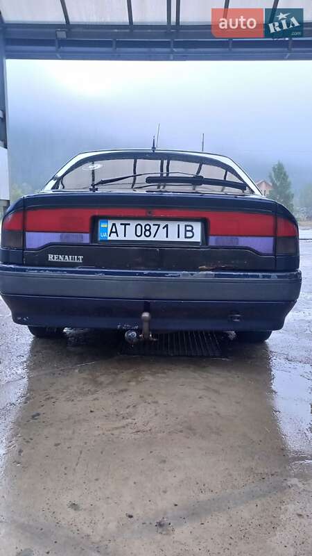 Ліфтбек Renault Safrane 1995 в Яремчі