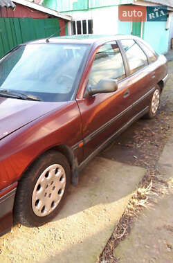 Лифтбек Renault Safrane 1996 в 