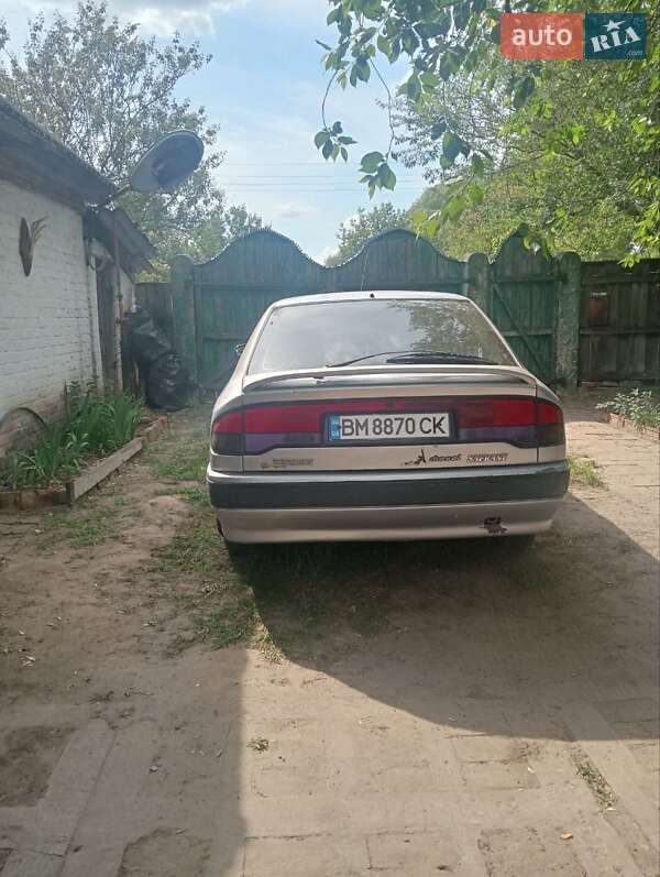 Ліфтбек Renault Safrane 1994 в Лебедині