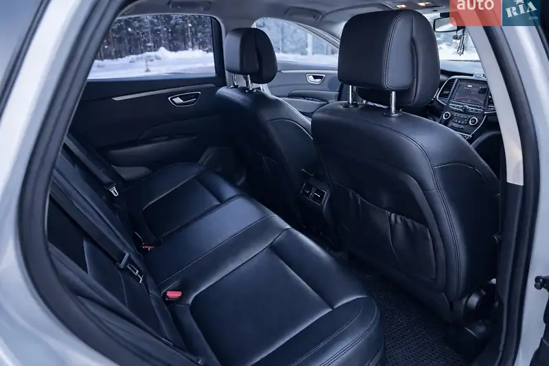 Renault Samsung SM6 2017