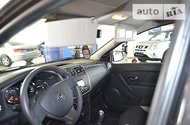 Внедорожник / Кроссовер Renault Sandero StepWay 2016 в Хмельницком