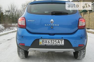 Хэтчбек Renault Sandero StepWay 2016 в Хмельницком