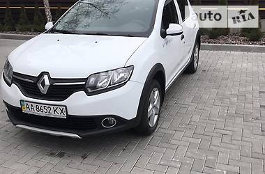 Renault Sandero StepWay 2016 Renault Sandero StepWay 2016