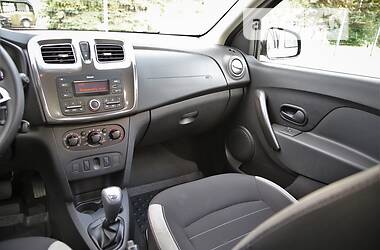 Хэтчбек Renault Sandero StepWay 2019 в 