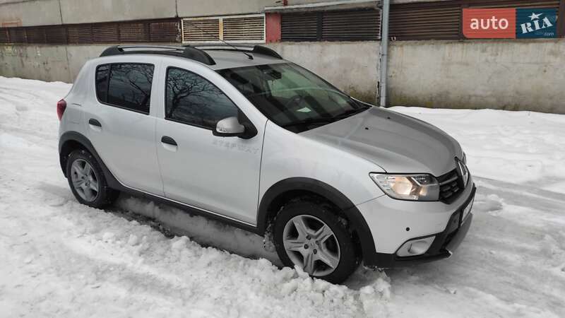Хэтчбек Renault Sandero StepWay 2018 в Львове