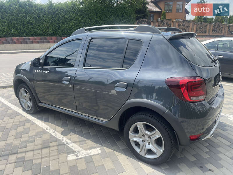 Хэтчбек Renault Sandero StepWay 2021 в Луцке фото 5 Хэтчбек Renault Sandero StepWay 2021 в Луцке