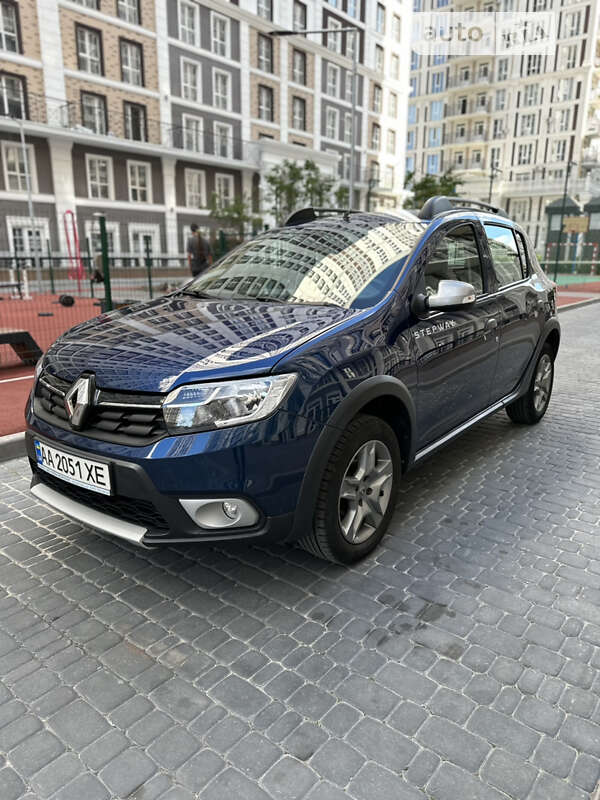 Хэтчбек Renault Sandero StepWay 2019 в Киеве