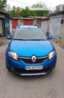 Внедорожник / Кроссовер Renault Sandero StepWay 2013 в Харькове