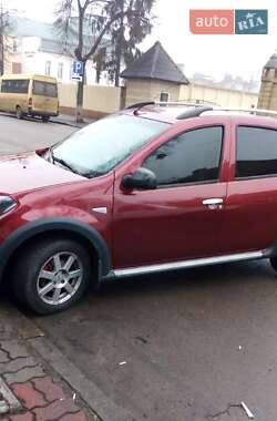 Внедорожник / Кроссовер Renault Sandero StepWay 2012 в Сумах