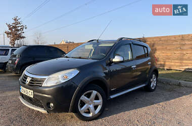 Renault Sandero StepWay 2010