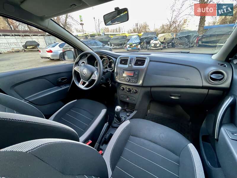 Хэтчбек Renault Sandero StepWay 2017 в Киеве
