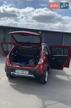 Позашляховик / Кросовер Renault Sandero StepWay 2011 в Чернігові