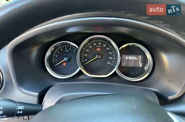 Хэтчбек Renault Sandero StepWay 2019 в 