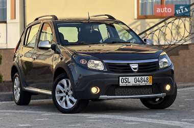 Renault Sandero StepWay 2010 Renault Sandero StepWay 2010